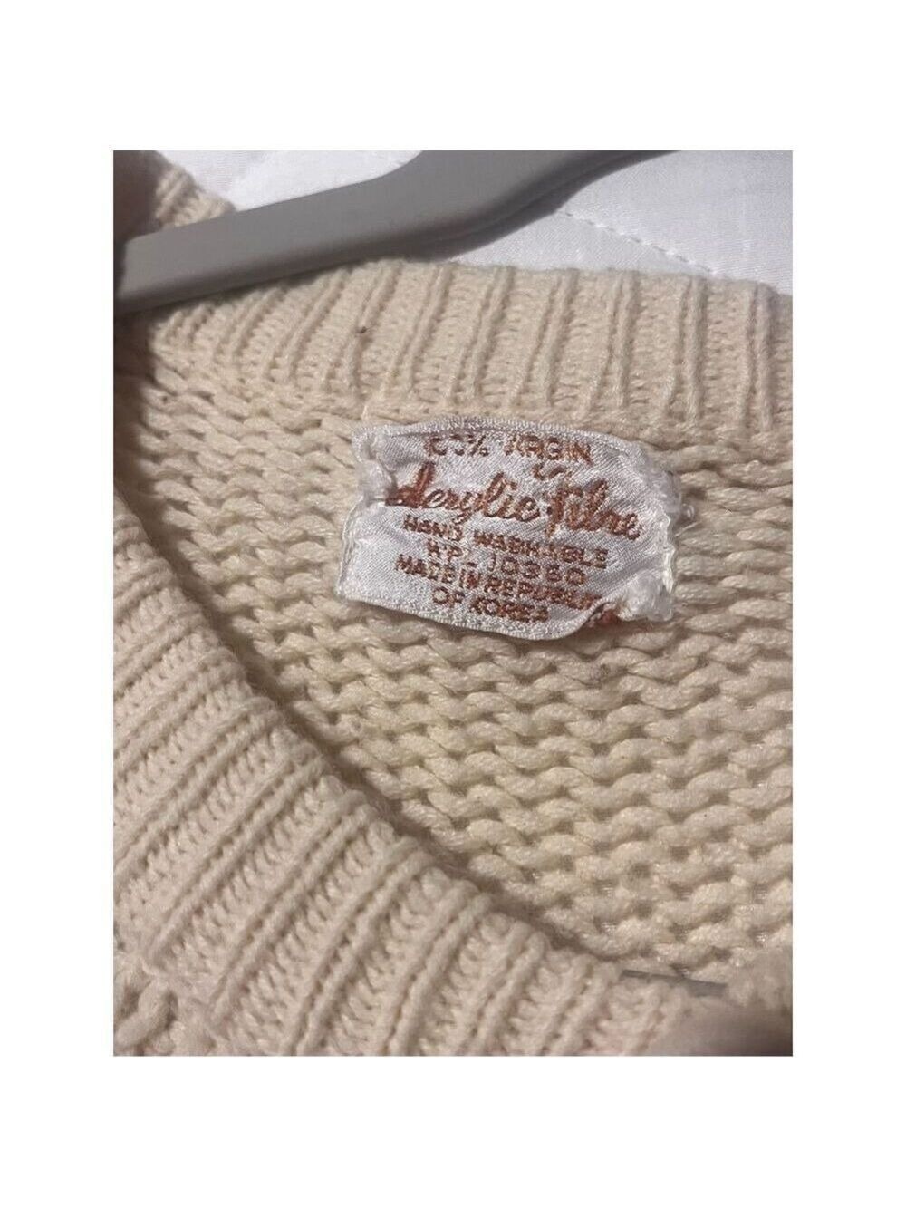 Virgin Acrylic Fiber sweater made in Korea crochet buttons size medium cream - Picture 8 of 11